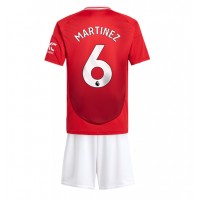 Camisa de Futebol Manchester United Lisandro Martinez #6 Equipamento Principal Infantil 2024-25 Manga Curta (+ Calças curtas)